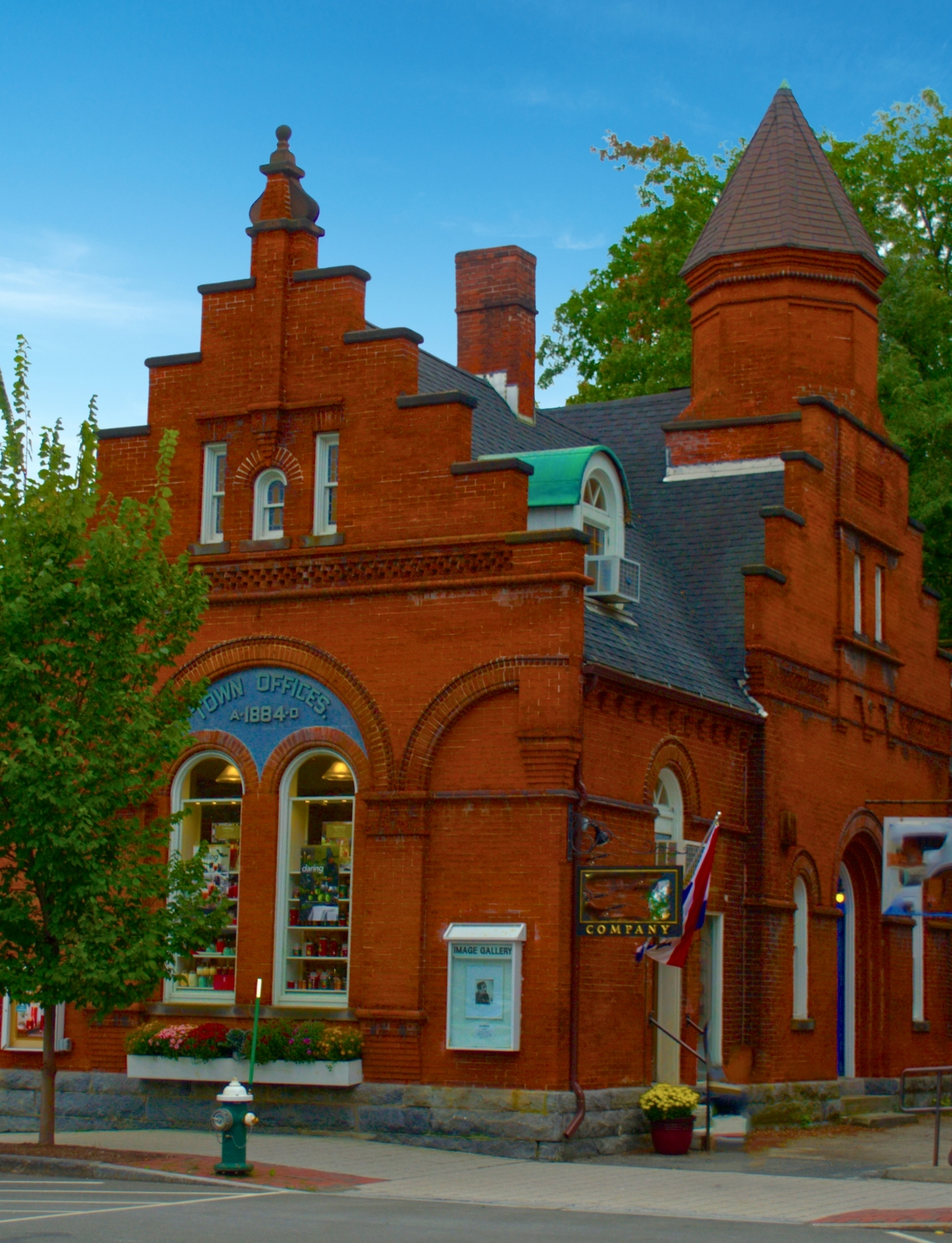 Historic buildings in downtown Stockbridge and Berkshire activities