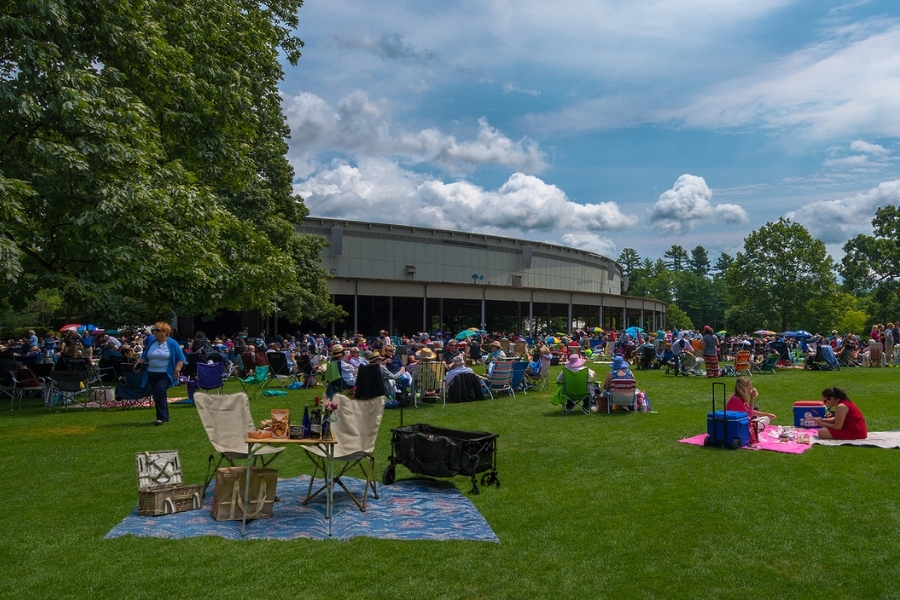 Summer Berkshire Activities outdoor music at Tanglewood